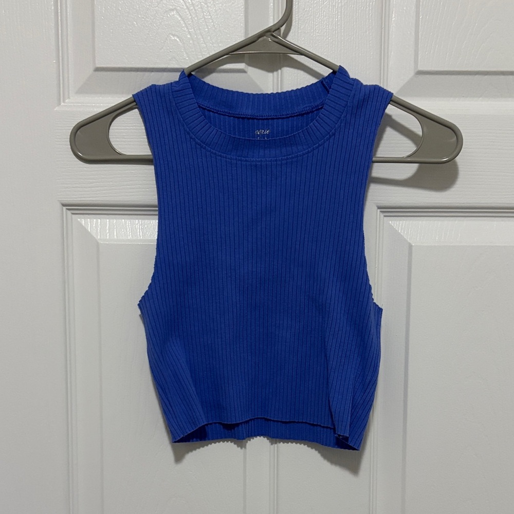 Sleeveless Ribbed Crop Top in Periwinkle